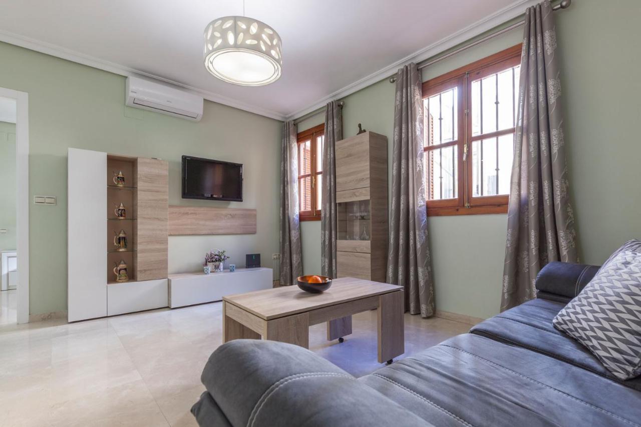 Calle Sierpes Apartment *