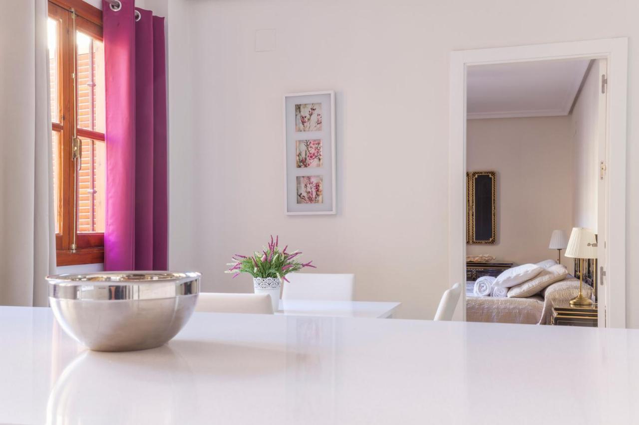 Calle Sierpes Apartment *